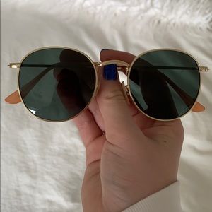 round sunglasses